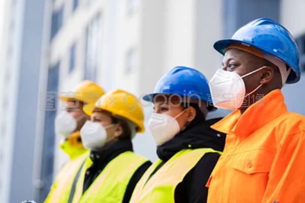 工廠工程師或建筑工人